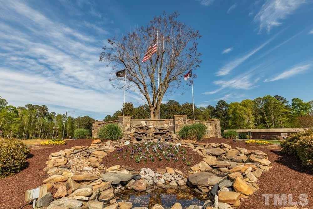 301 Poteau Dr  
