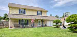 4906 Garfield Ter Dr  