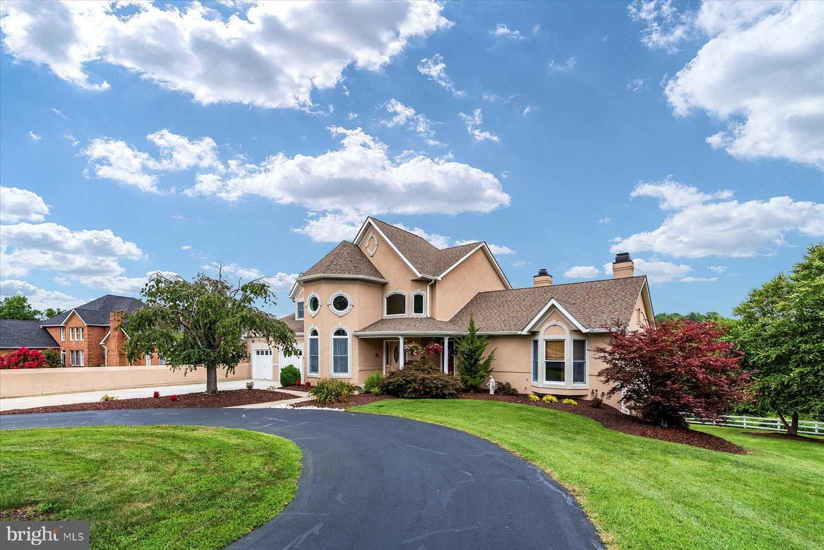 5811 Sonny Dr  