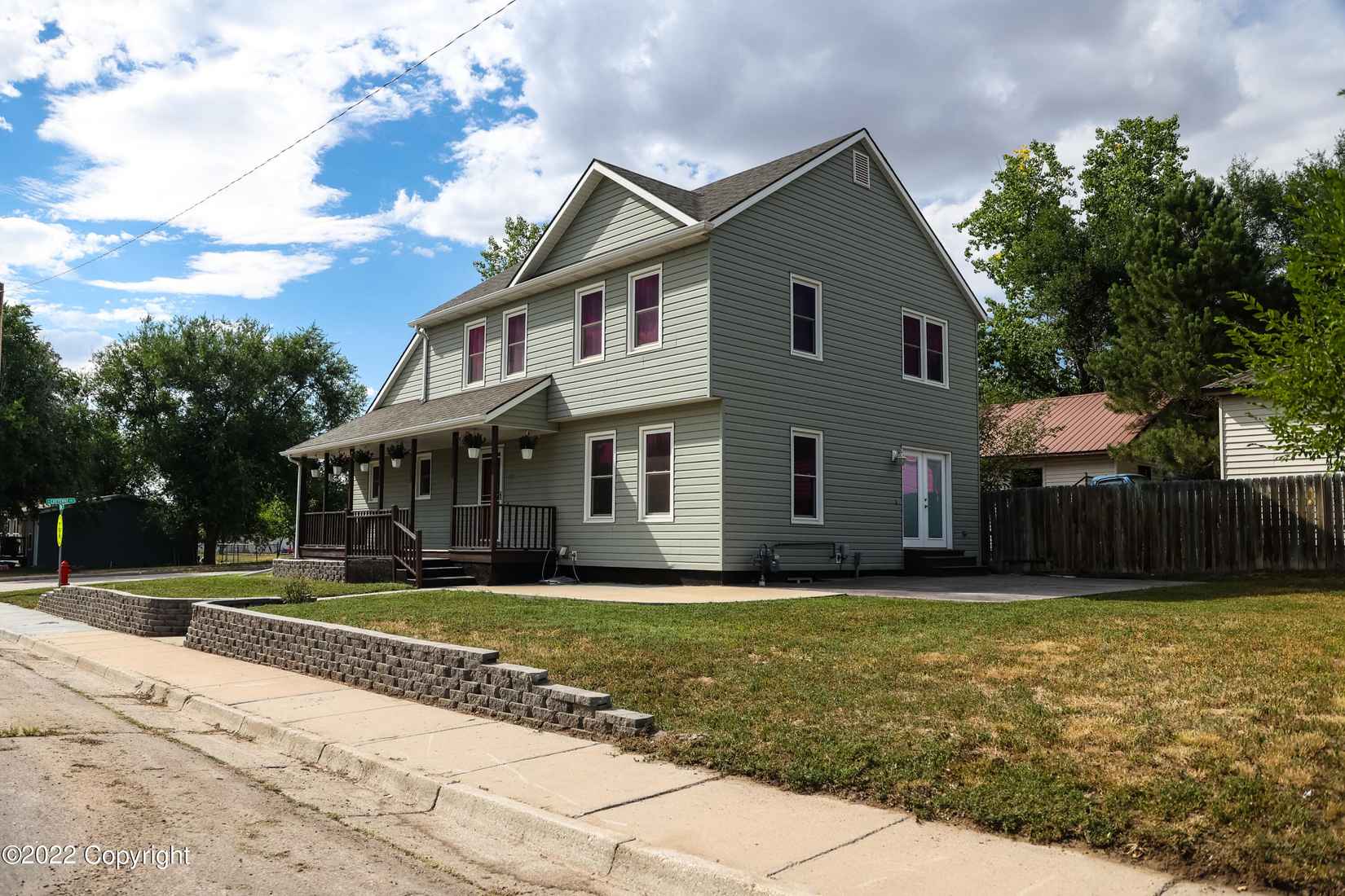 112 W Crook St W  