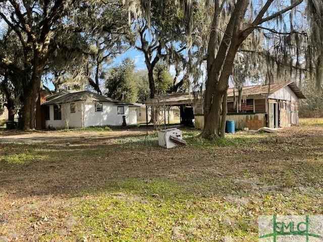 3931 Old Louisville Rd  