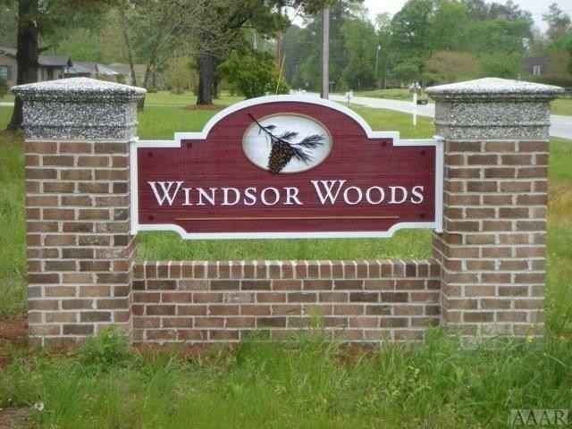 124 WINDSOR LN  