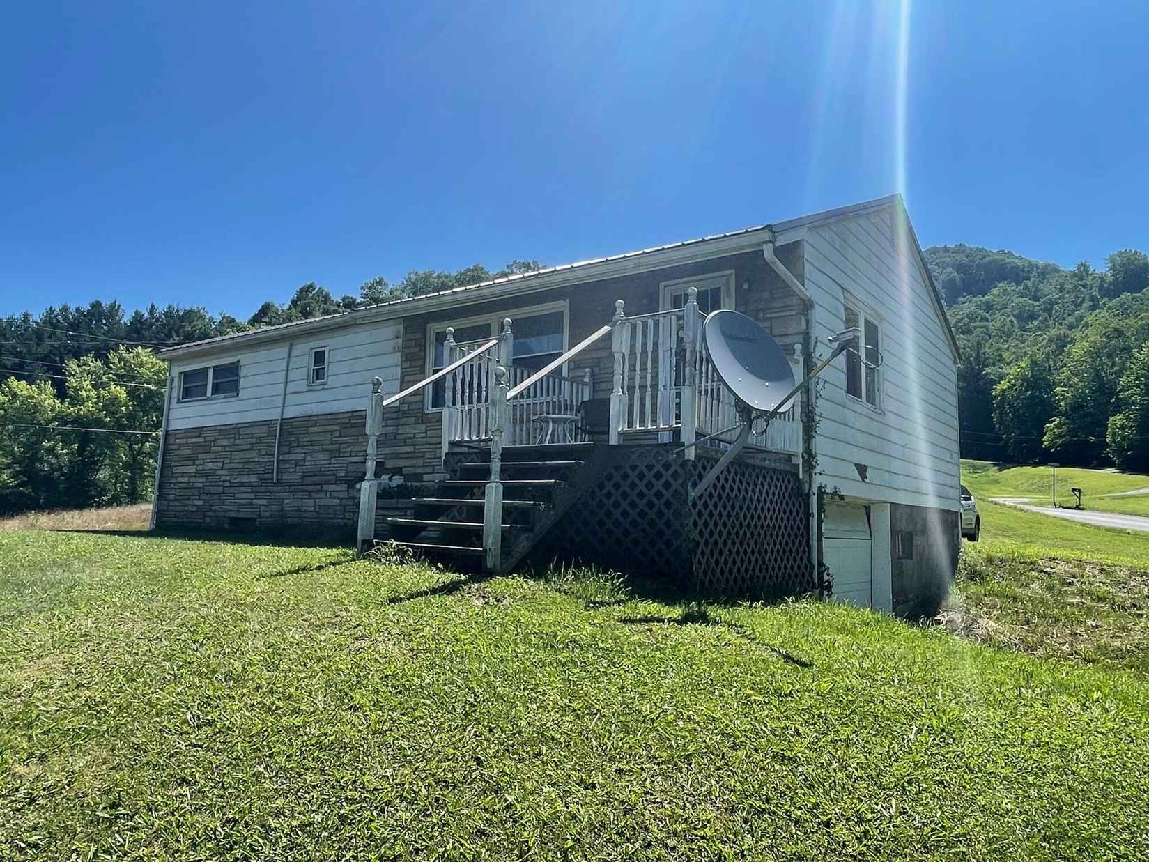 219 Northeast Little League Rd  