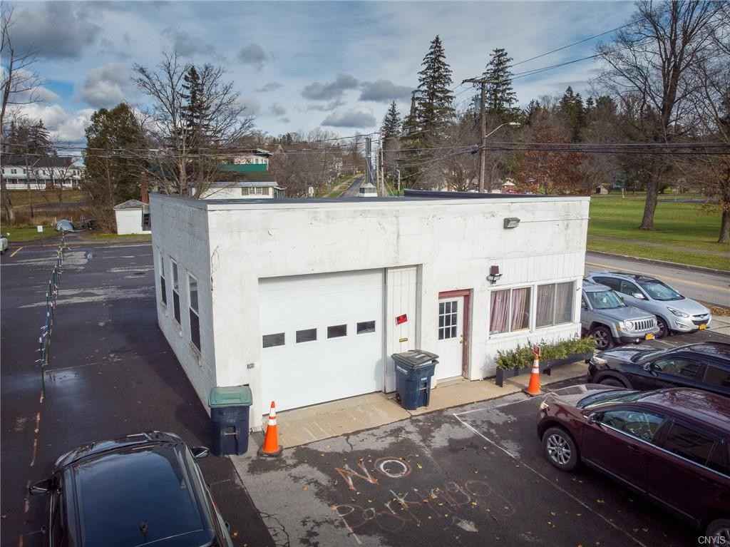141 W Main St  