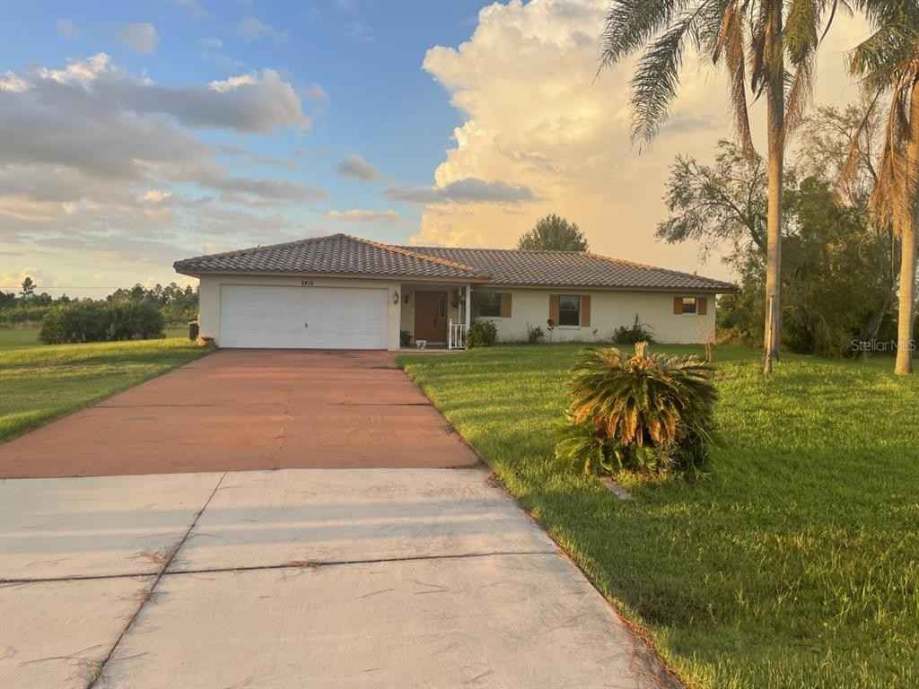 2410 POINCIANA DR  