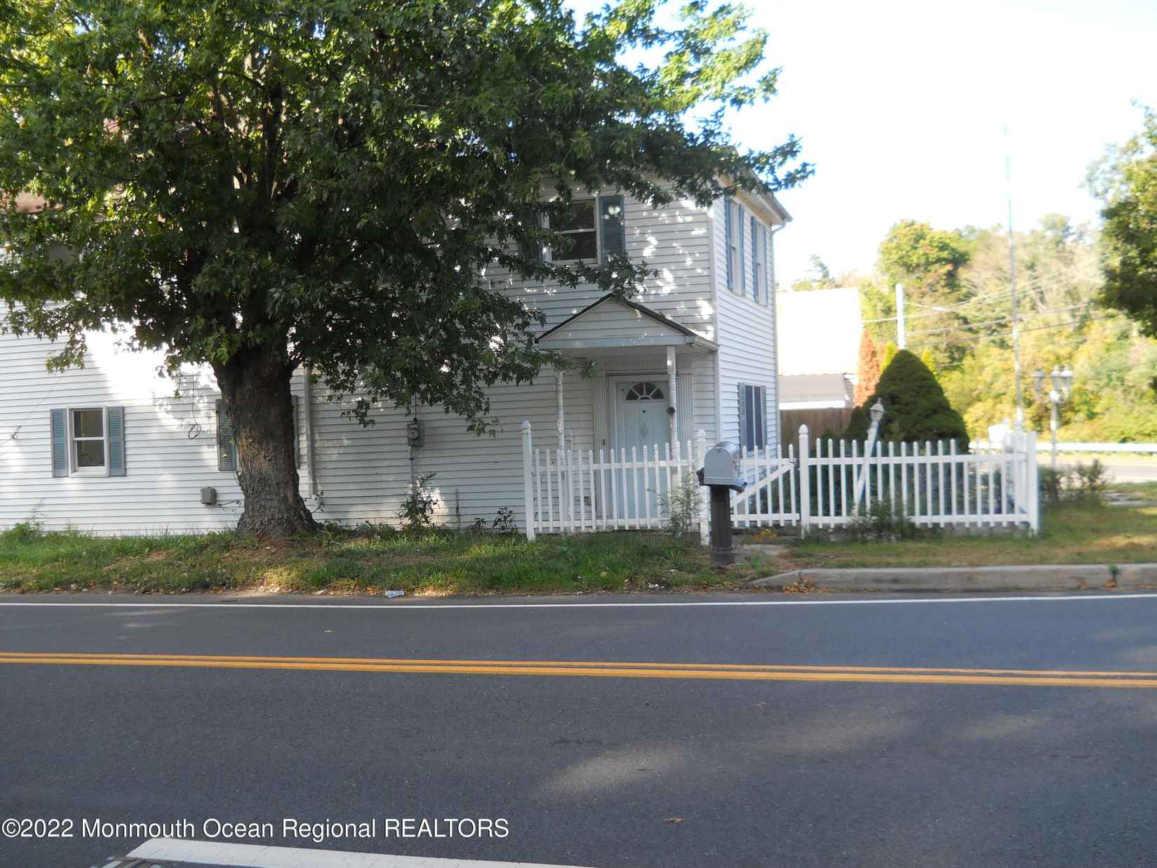 140 Evergreen Rd  