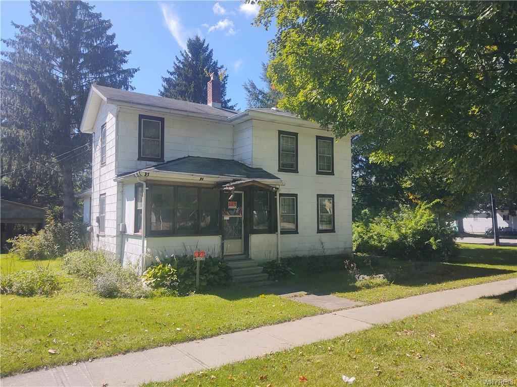 101 E Main St  