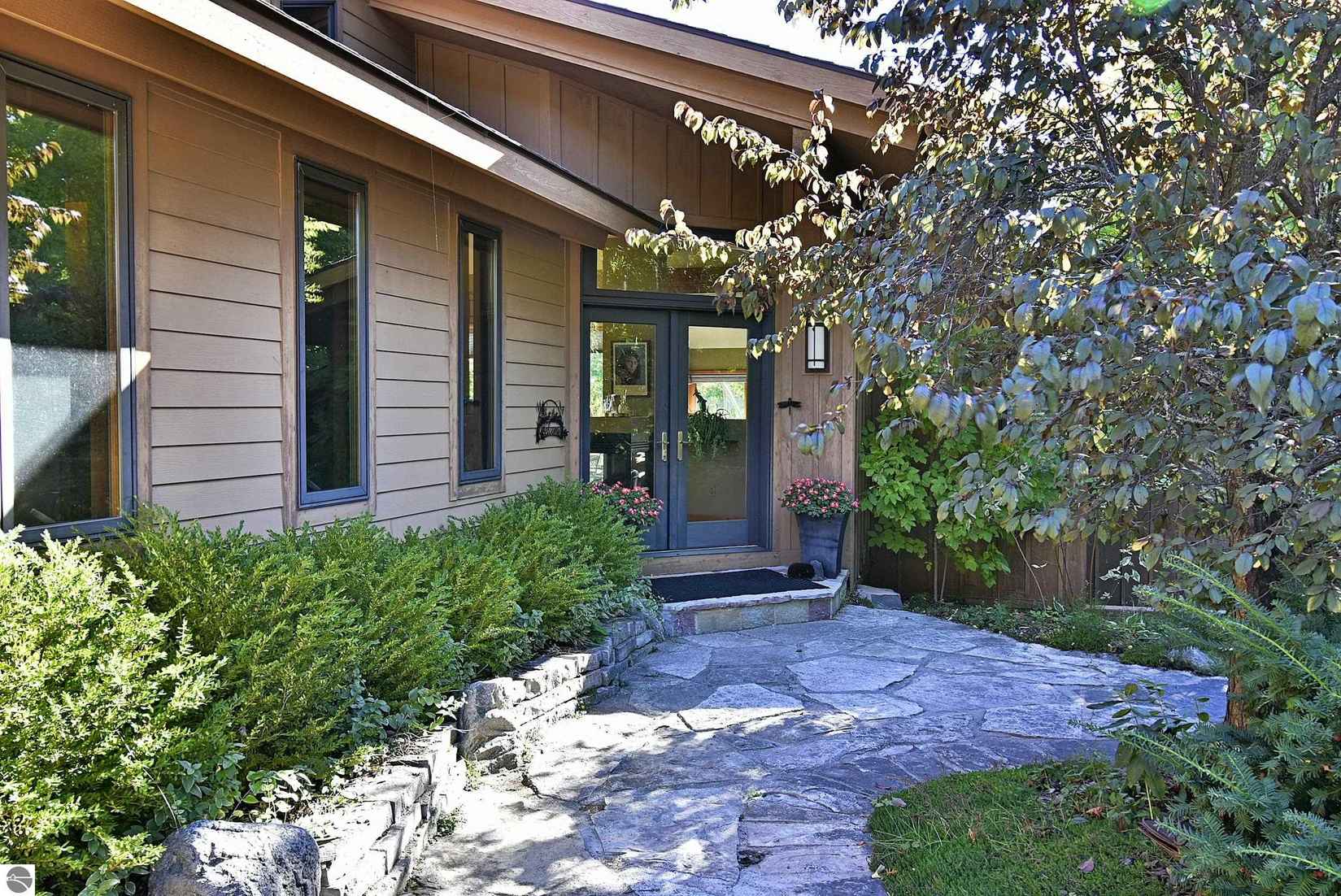 1533 S Maple Lfs Ct  