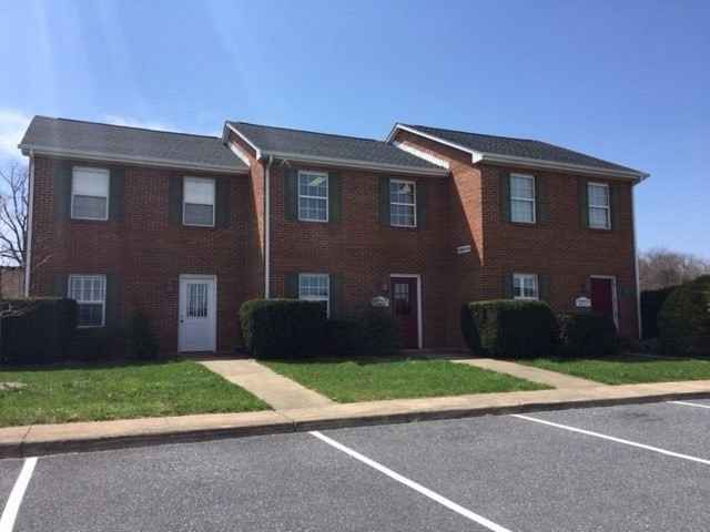 572 Lee Hwy  
