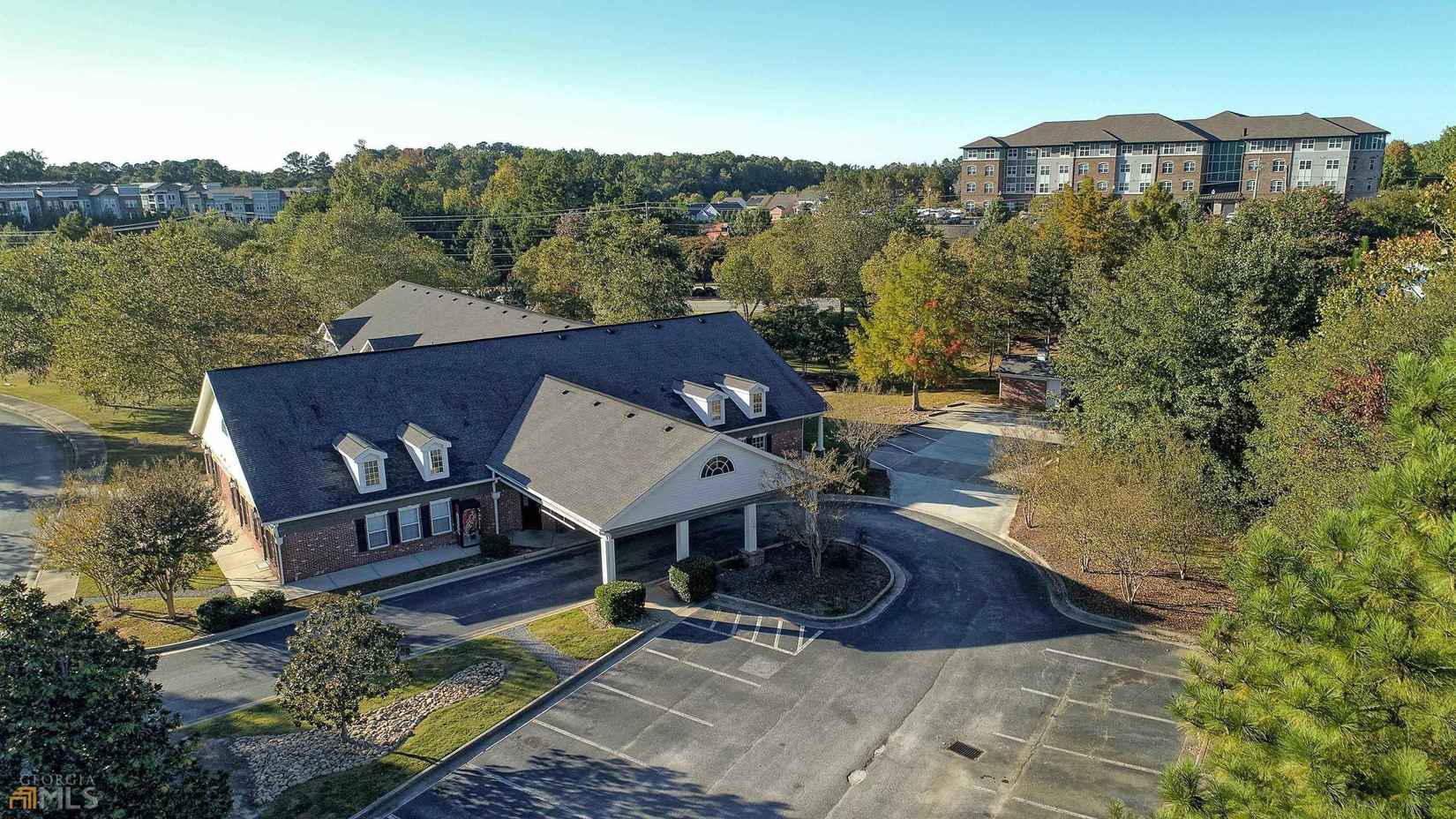 450 Lanier Ave W  