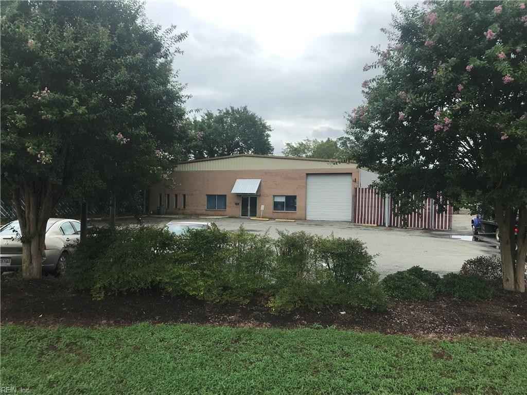 2100 George Washington Mem Hwy  