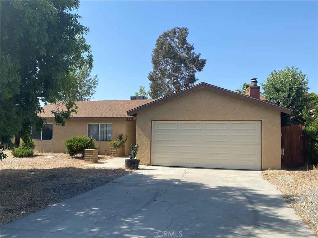 41914 Jennifer Ave  