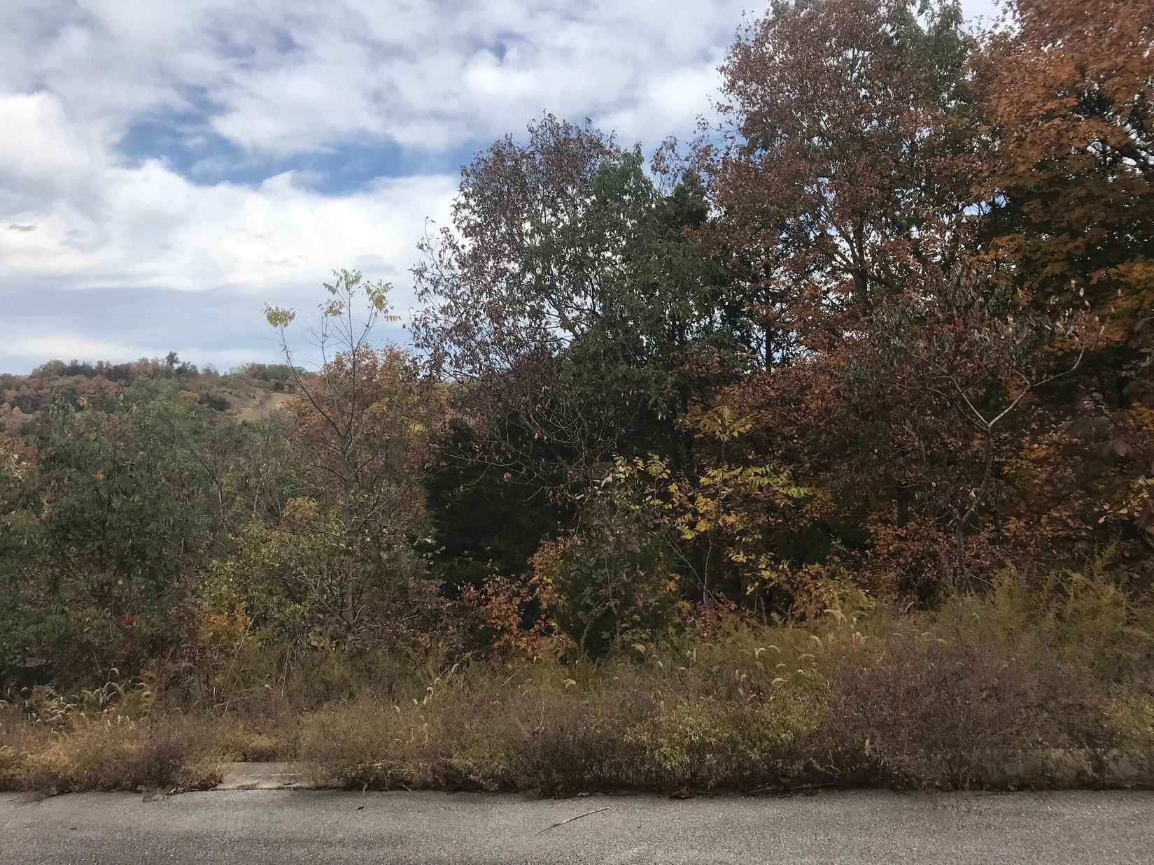 Lot 327 Emerald Isle Dr  