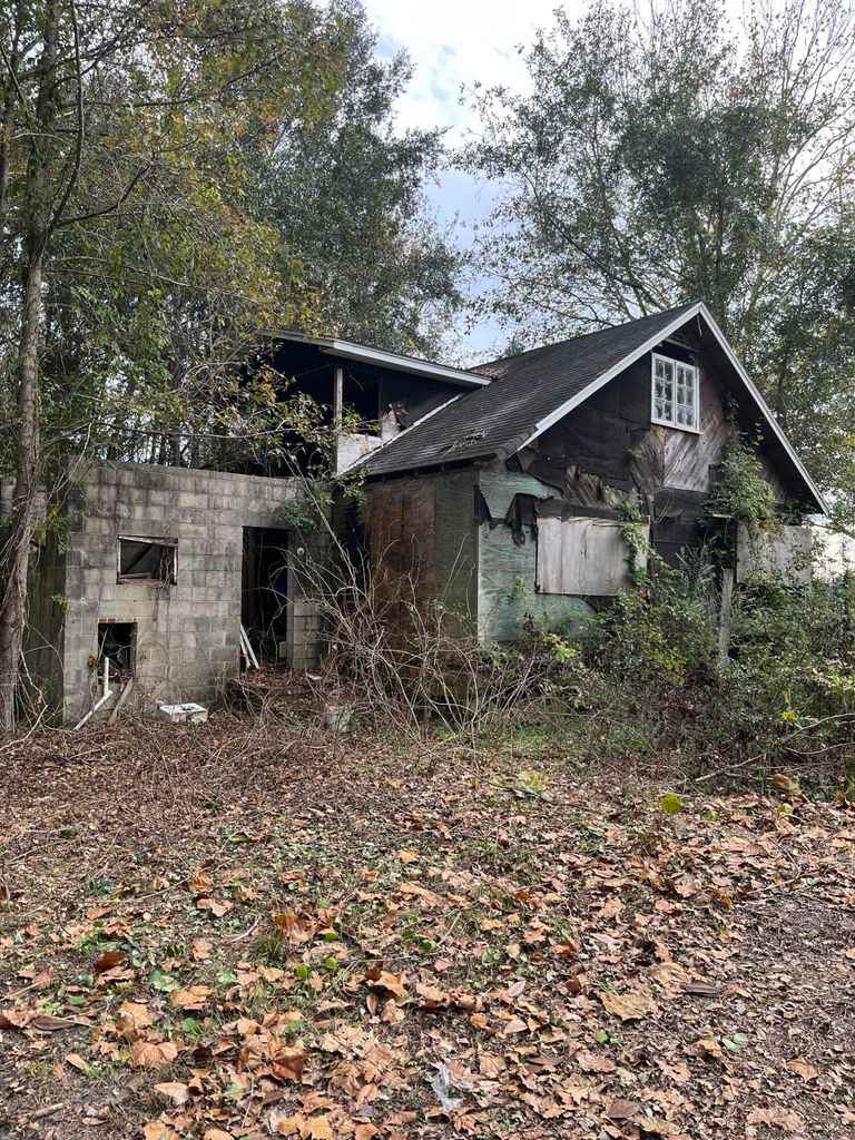 3186 BURLINGTON RD  