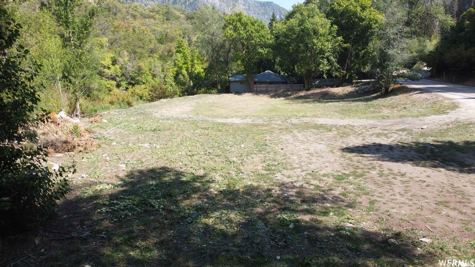 2508 E Cyn  