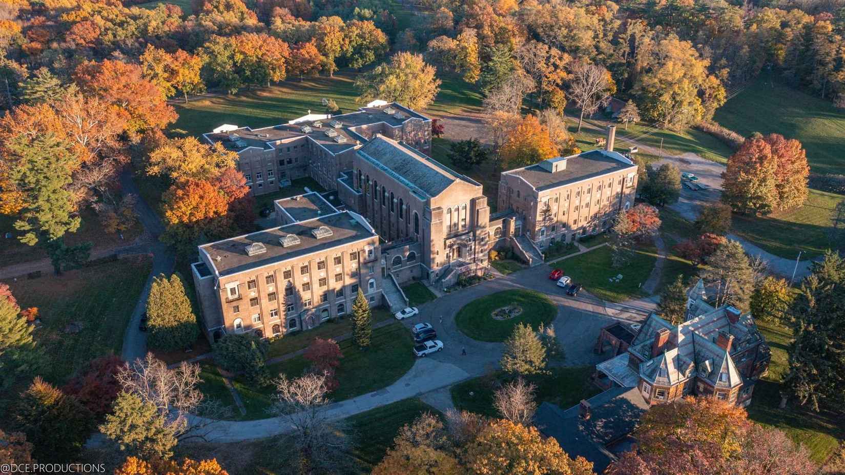 30 SEMINARY Dr  