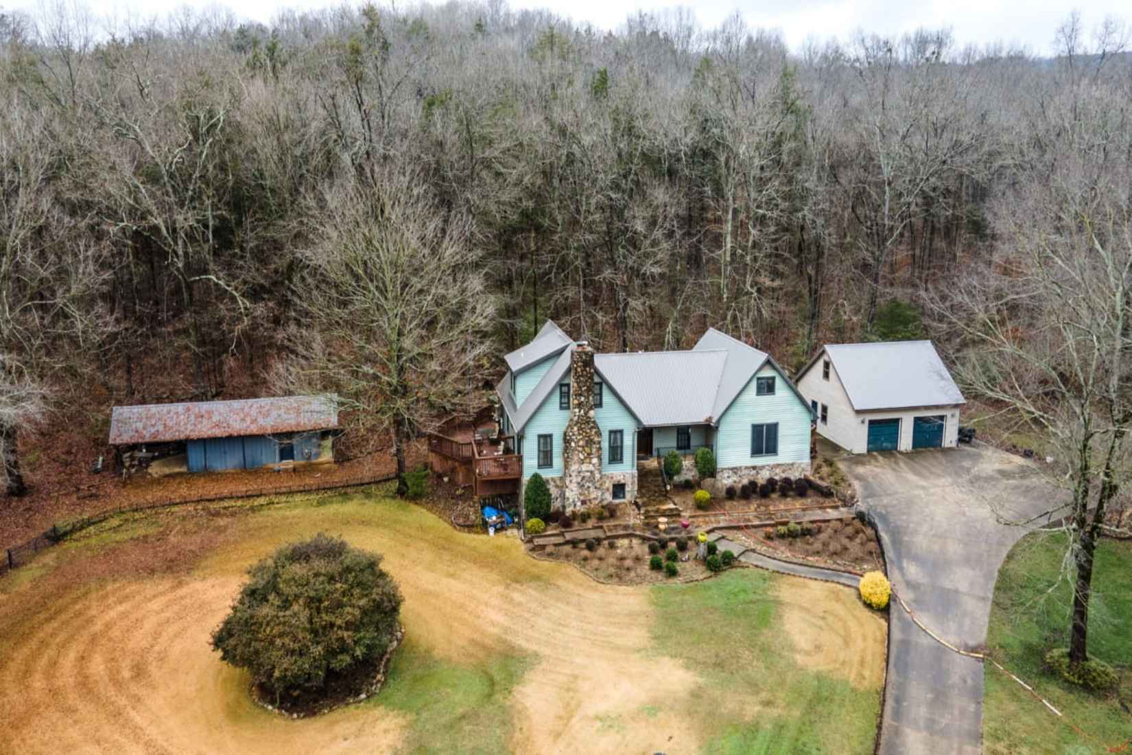 2066 PLEASANT Vly Rd  