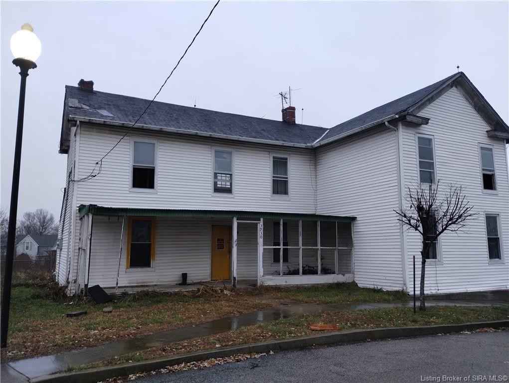 3930 Main St  