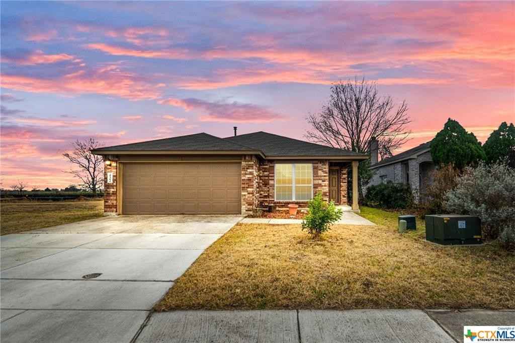 432 Thunderstorm Ave  