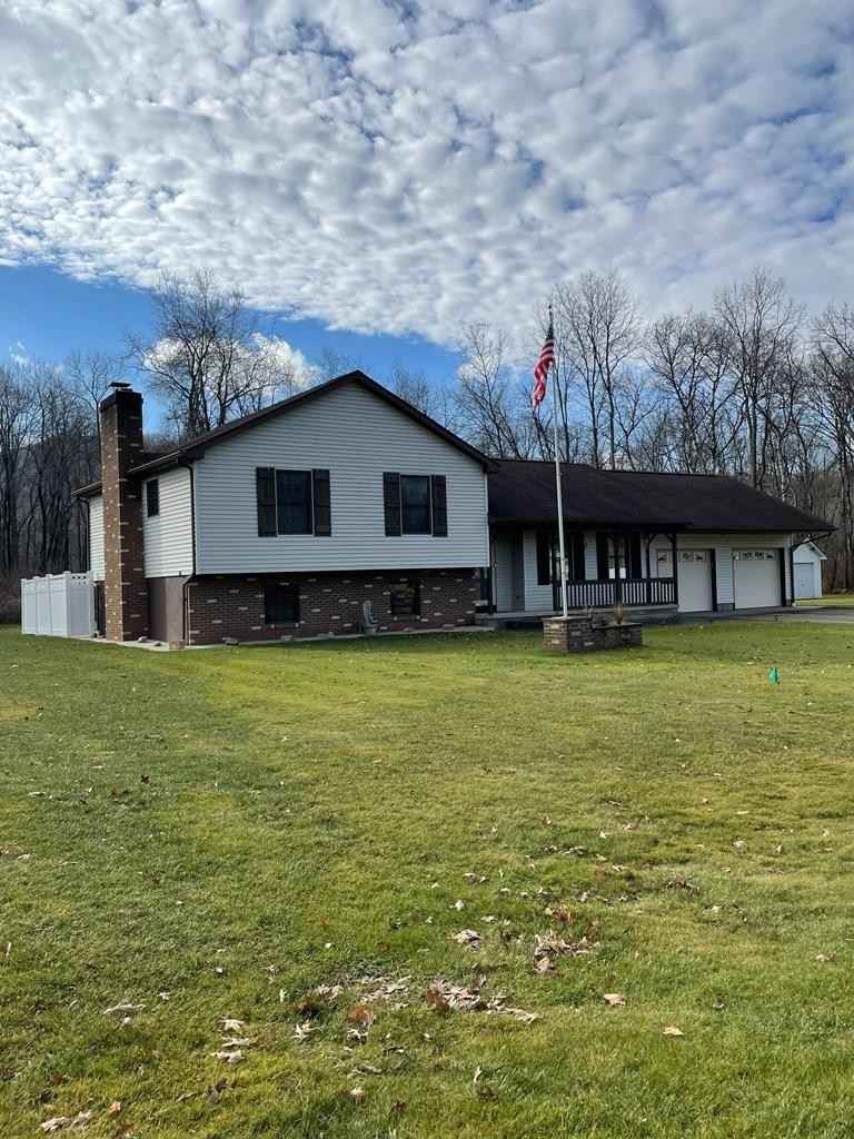 120 Hickory Cir  