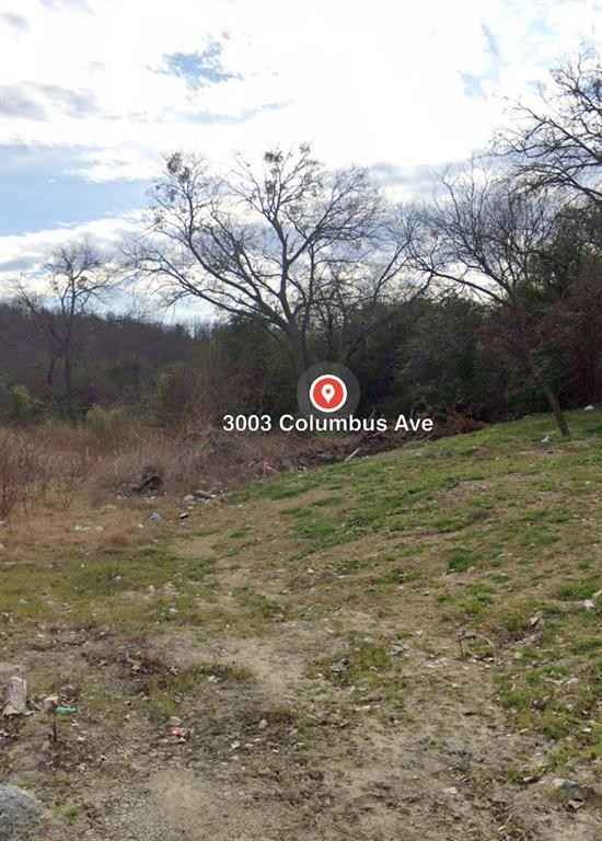 3003 Columbus Ave  