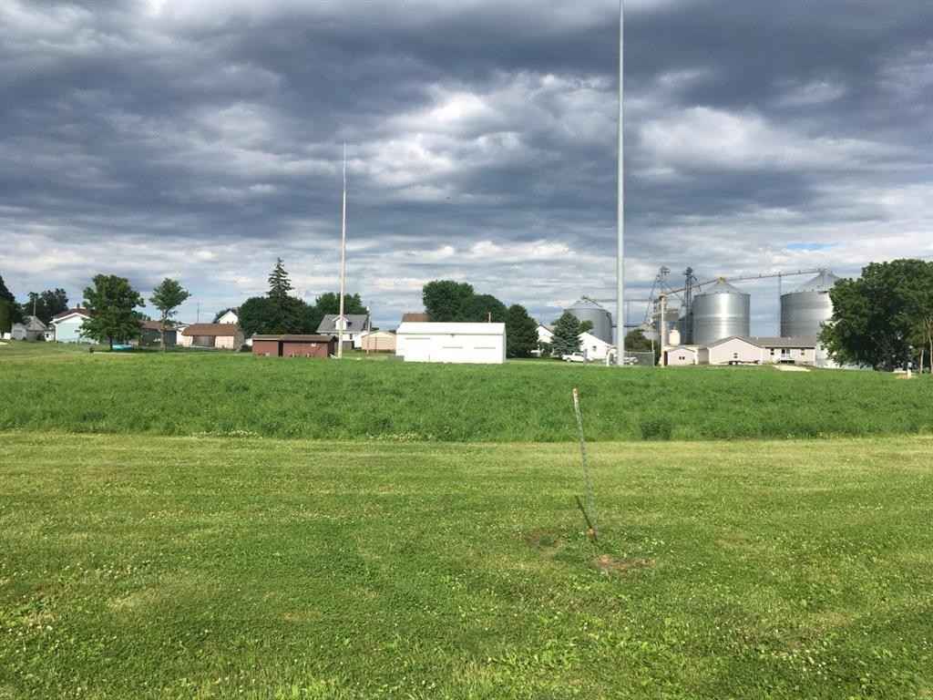 Lot 15 W Franzenburg Addition  