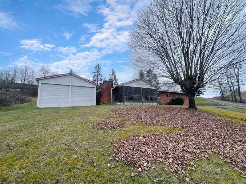 77 Harmony Rd  