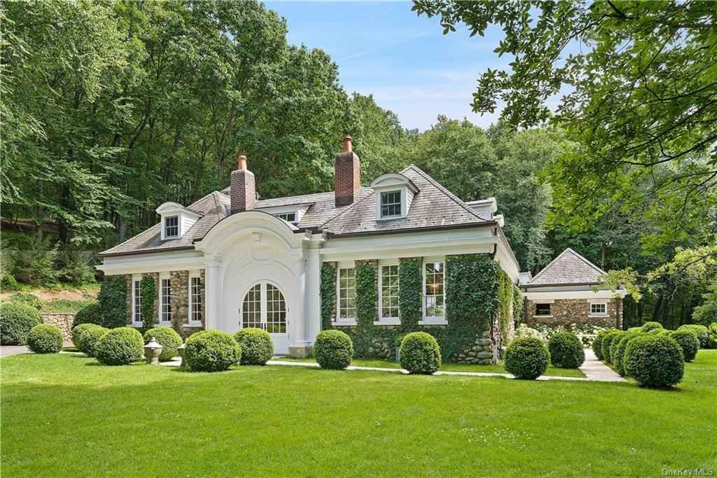 38 Taylor Rd  
