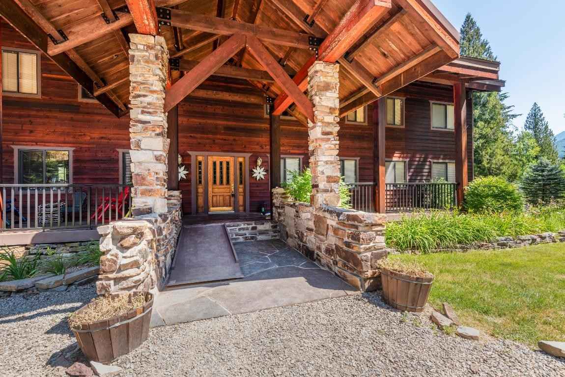 15 Big Horn Ln  