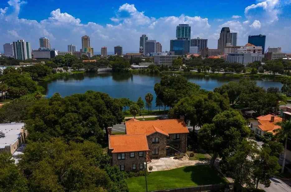 250 Mirror Lake Dr North  