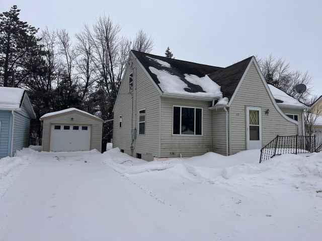 407 W Clark St  