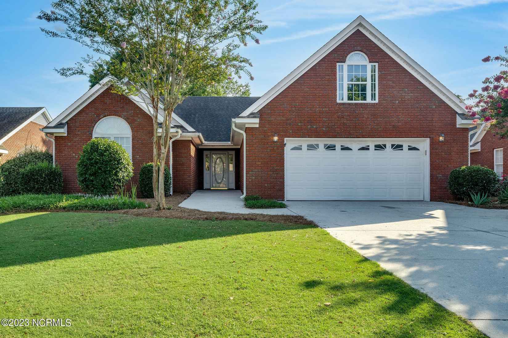 144 Candlewood Dr  