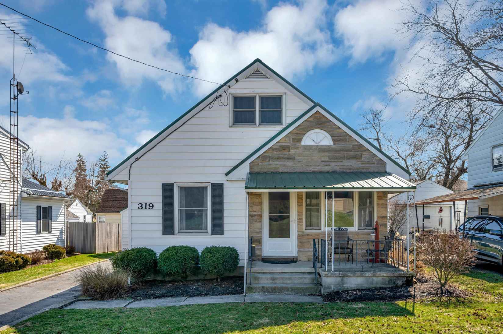 319 Eisenhower Ave  