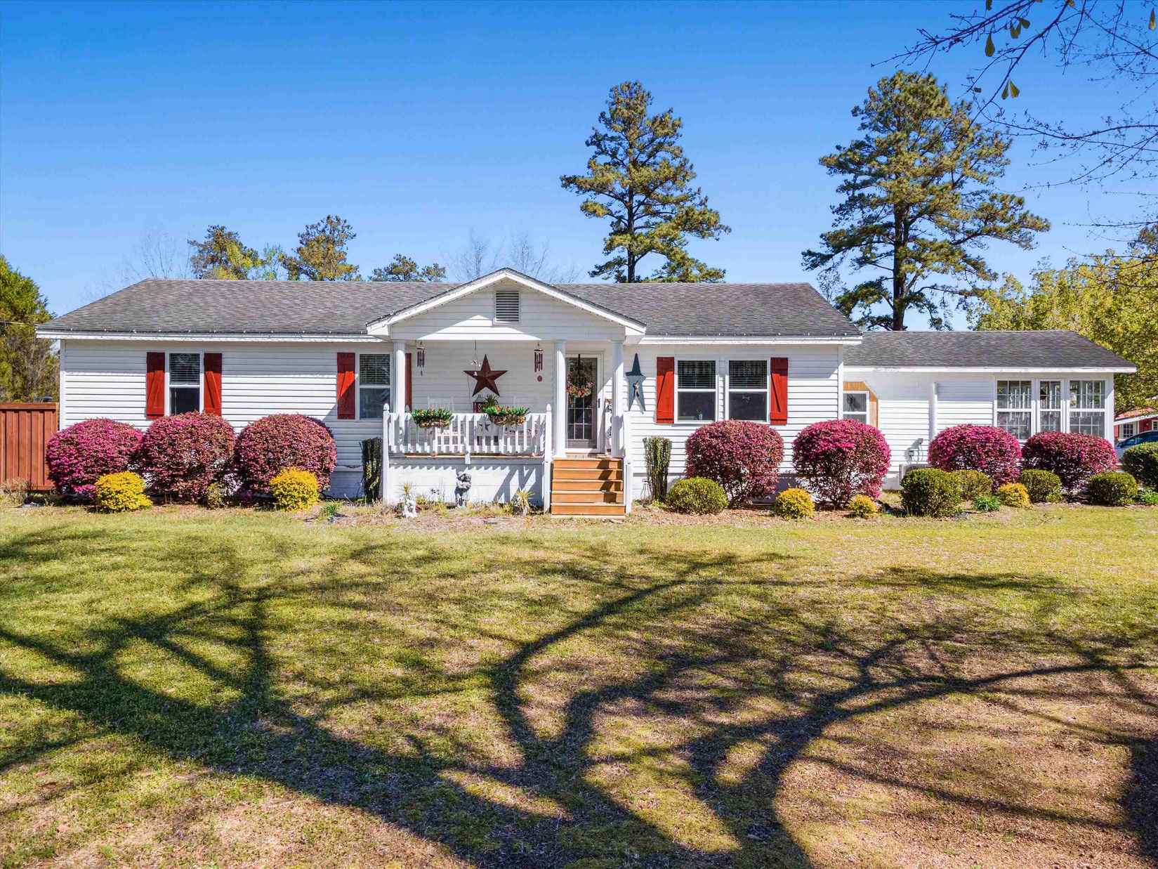 13424 Swamp Fox Hwy W  