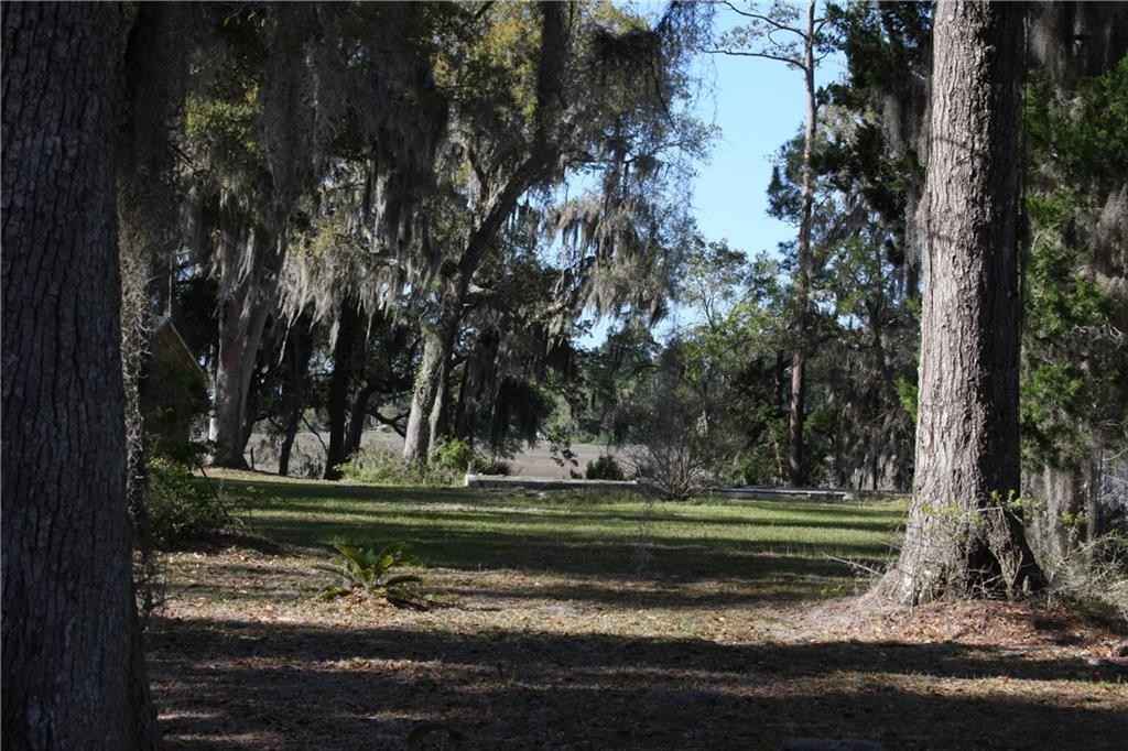 1106 NE Shell Point Rd N  