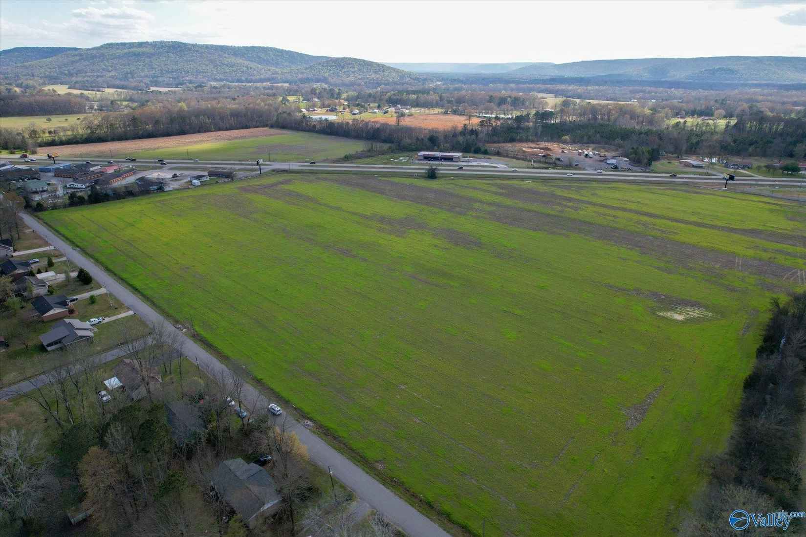 24 Acres U S Hwy 431  