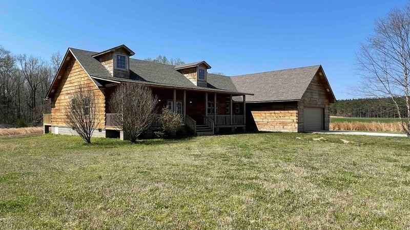 2580 Hall Dr  