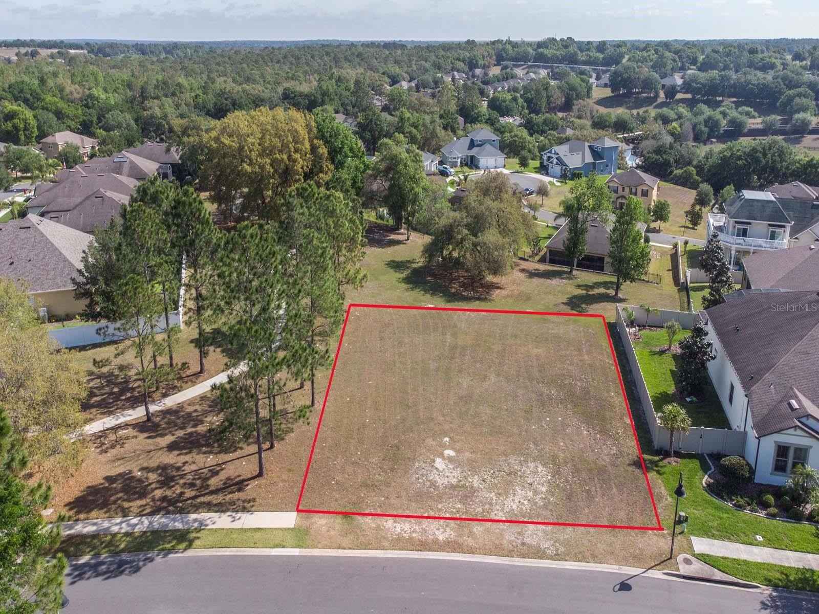 30100 BRETTON Loop  