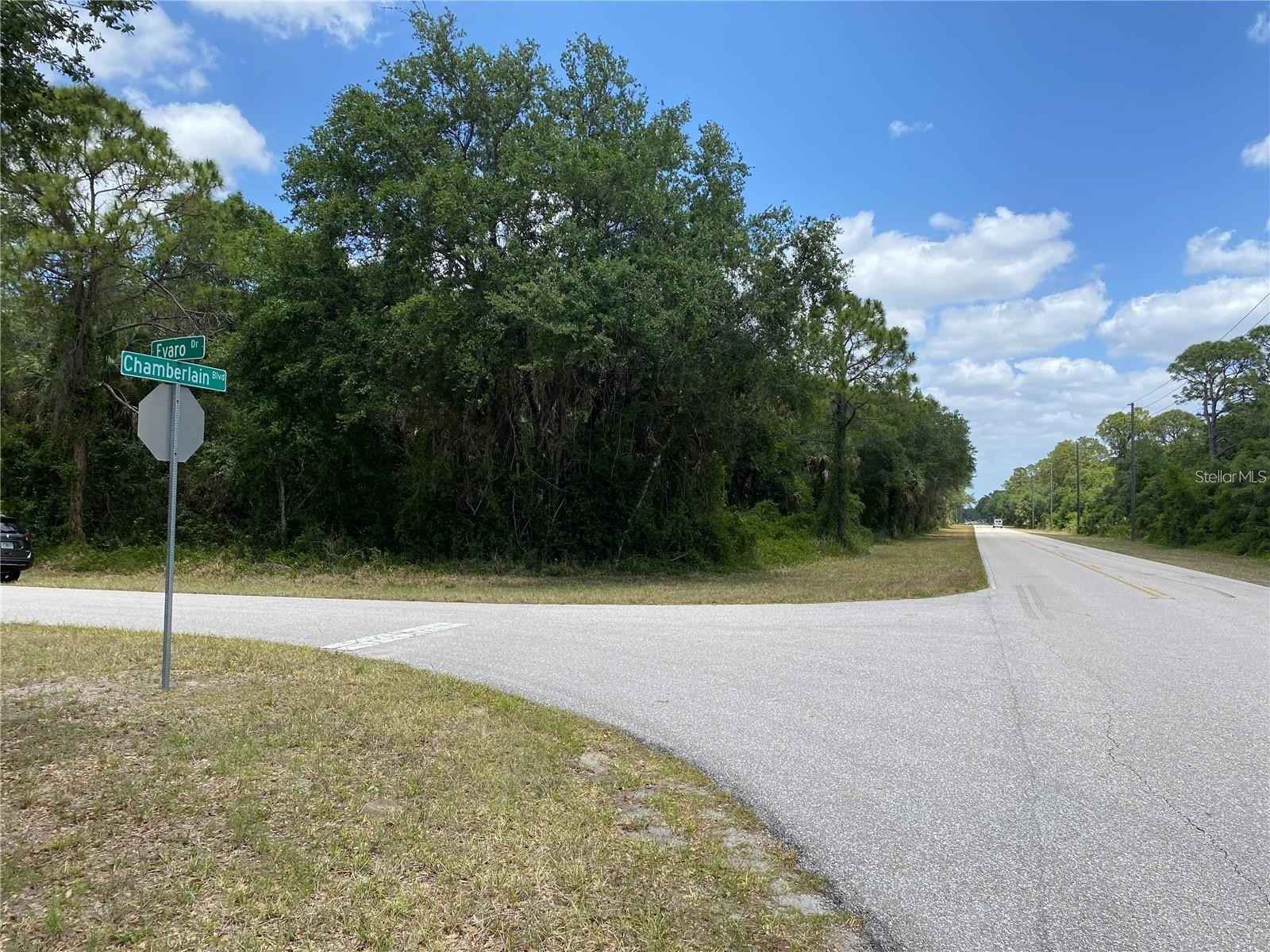 16282 16290 CHAMBERLAIN Blvd  