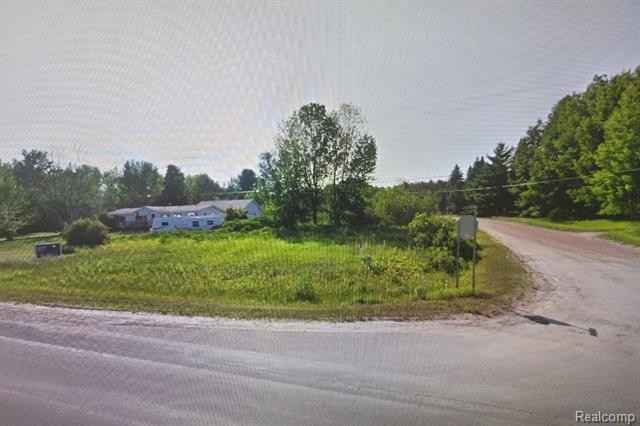 000 Woodmansee Rd  