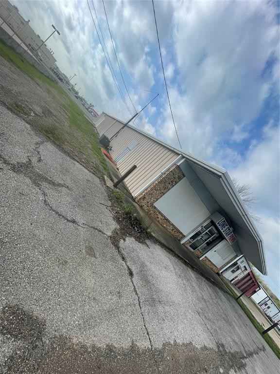 112 Linda Dr  