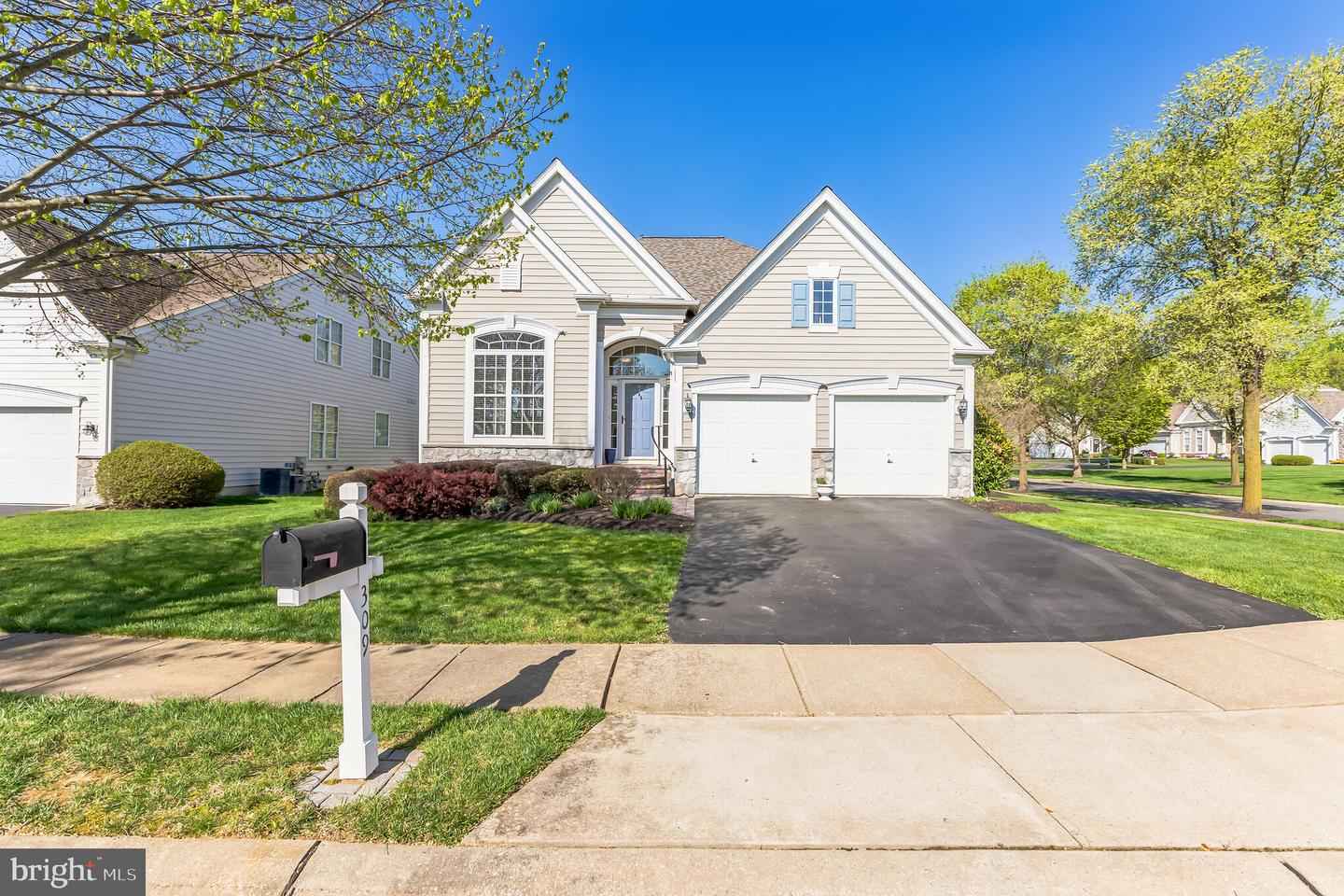 309 Aster Cir  