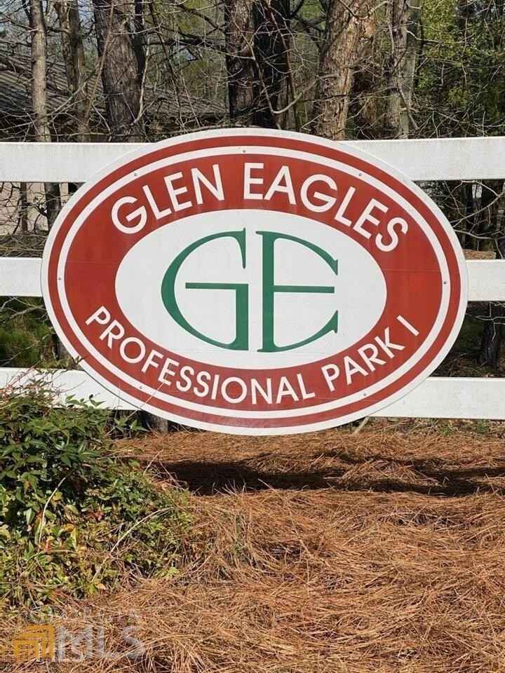 #100 Unit 200 Unit 300 Glen Eagles Ct  