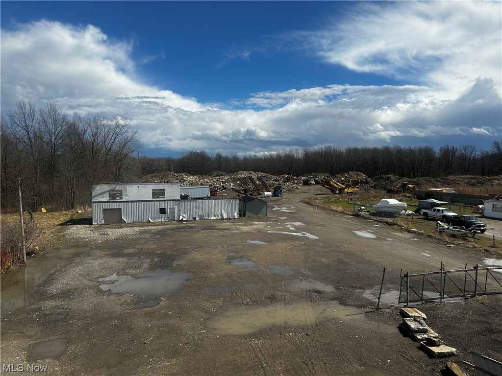 672 Oberlin Elyria Rd  