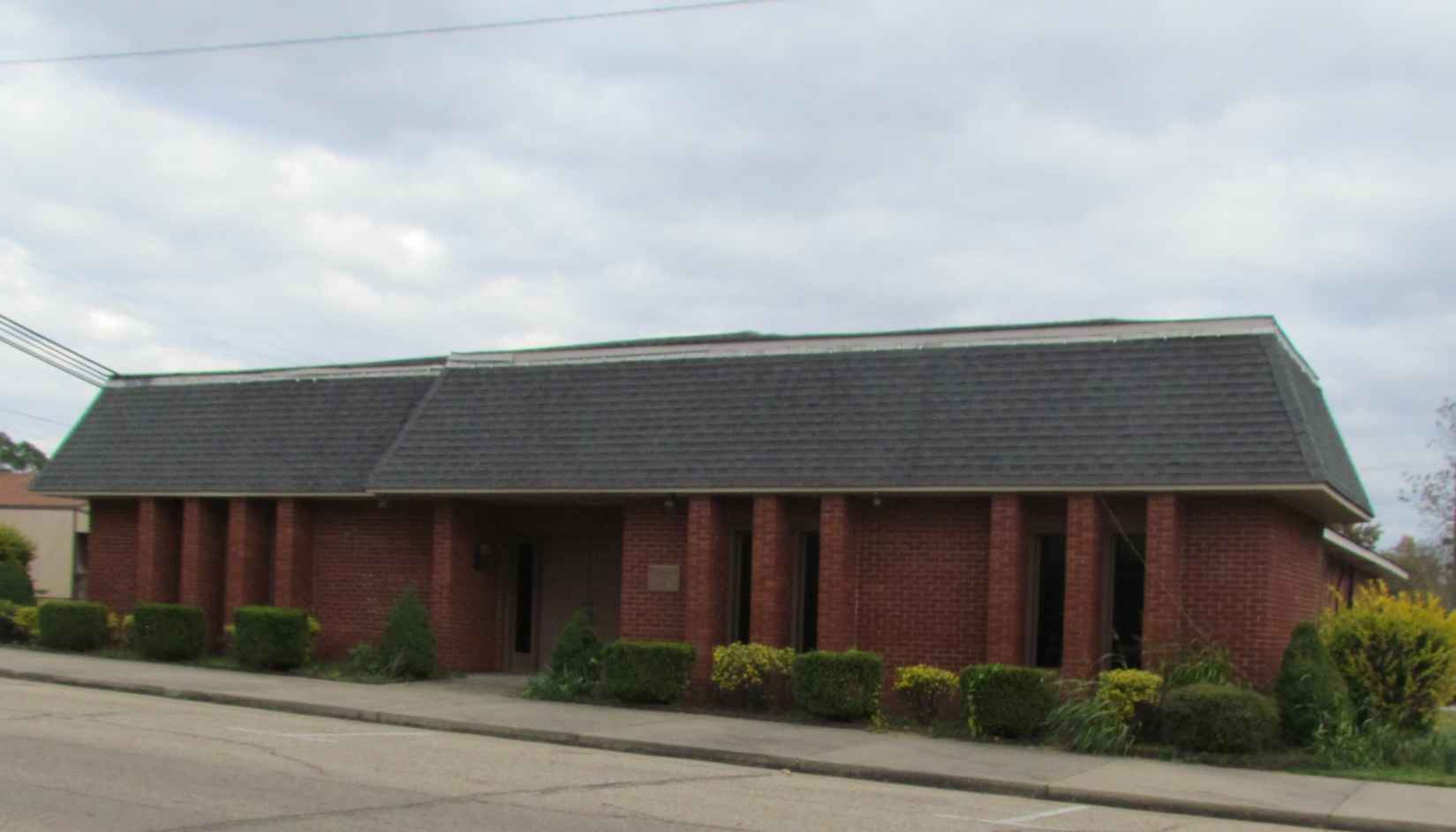 301 S Main St  