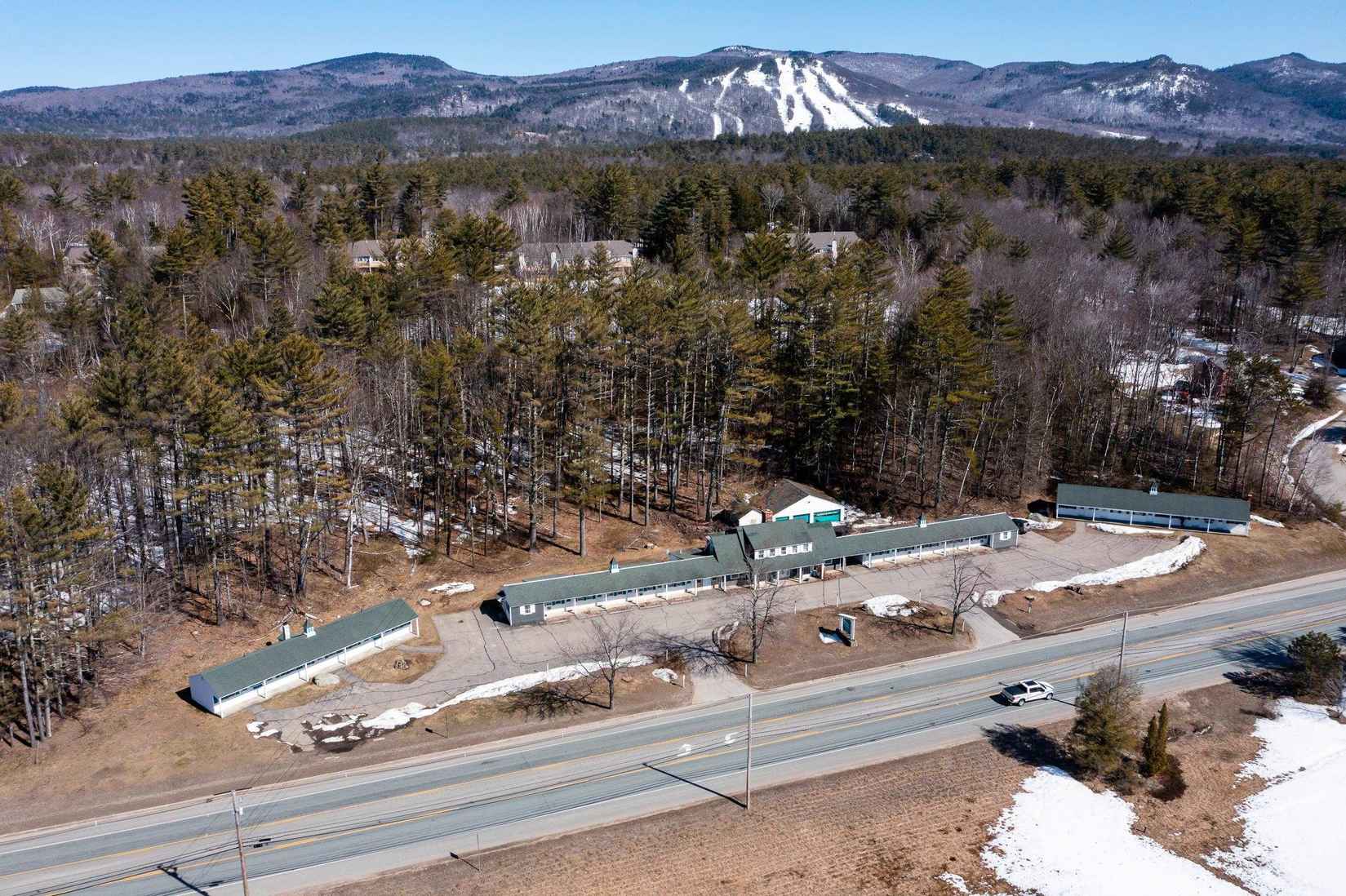 3245 White Mt Hwy  