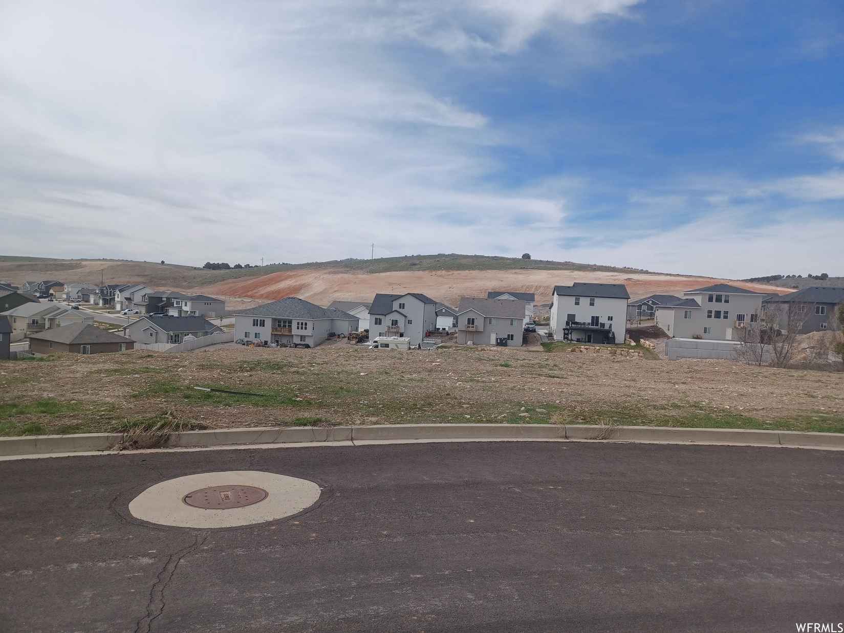 1367 W CEDAR Pass DR  