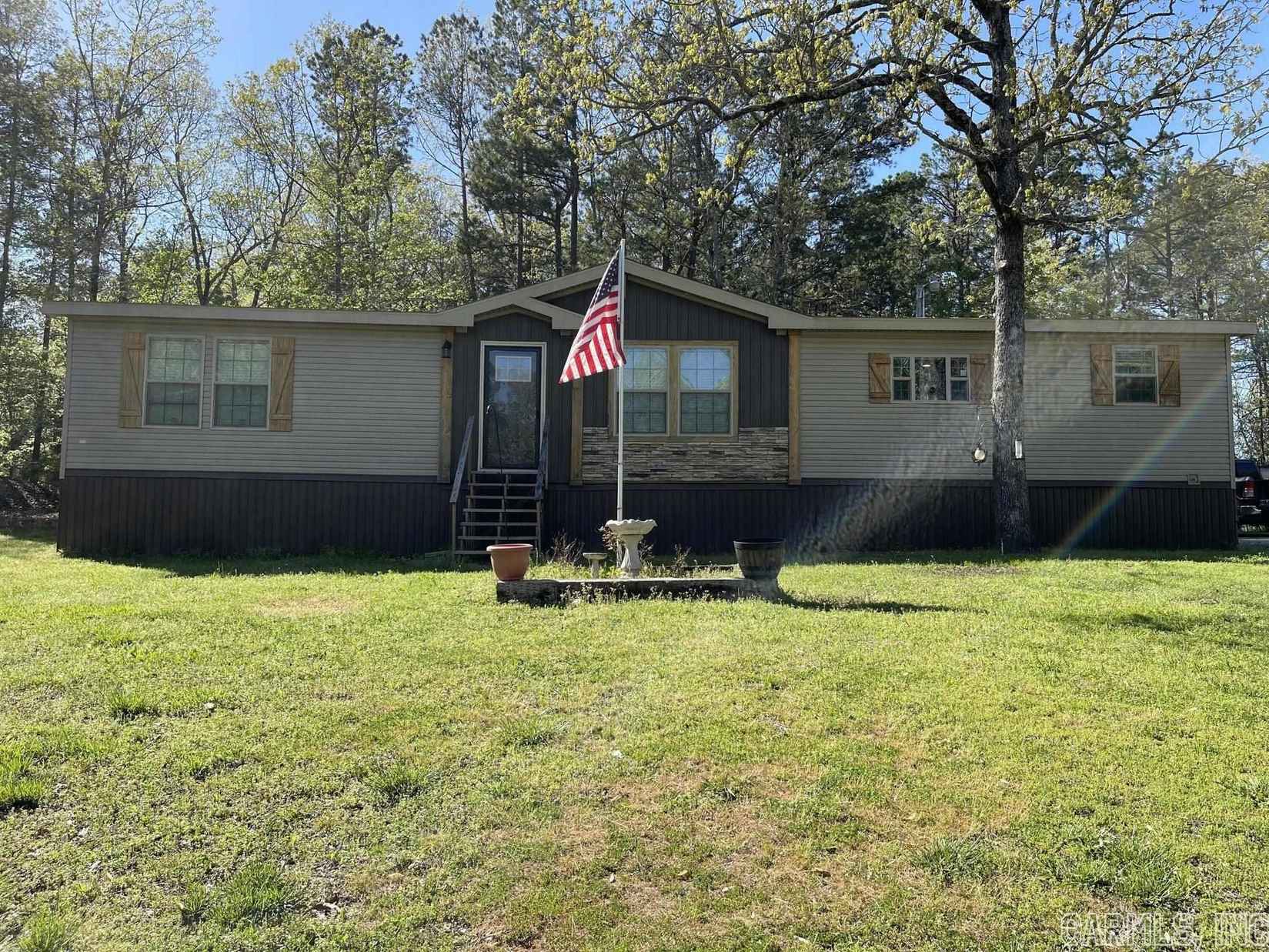 229 Veterans Dr  