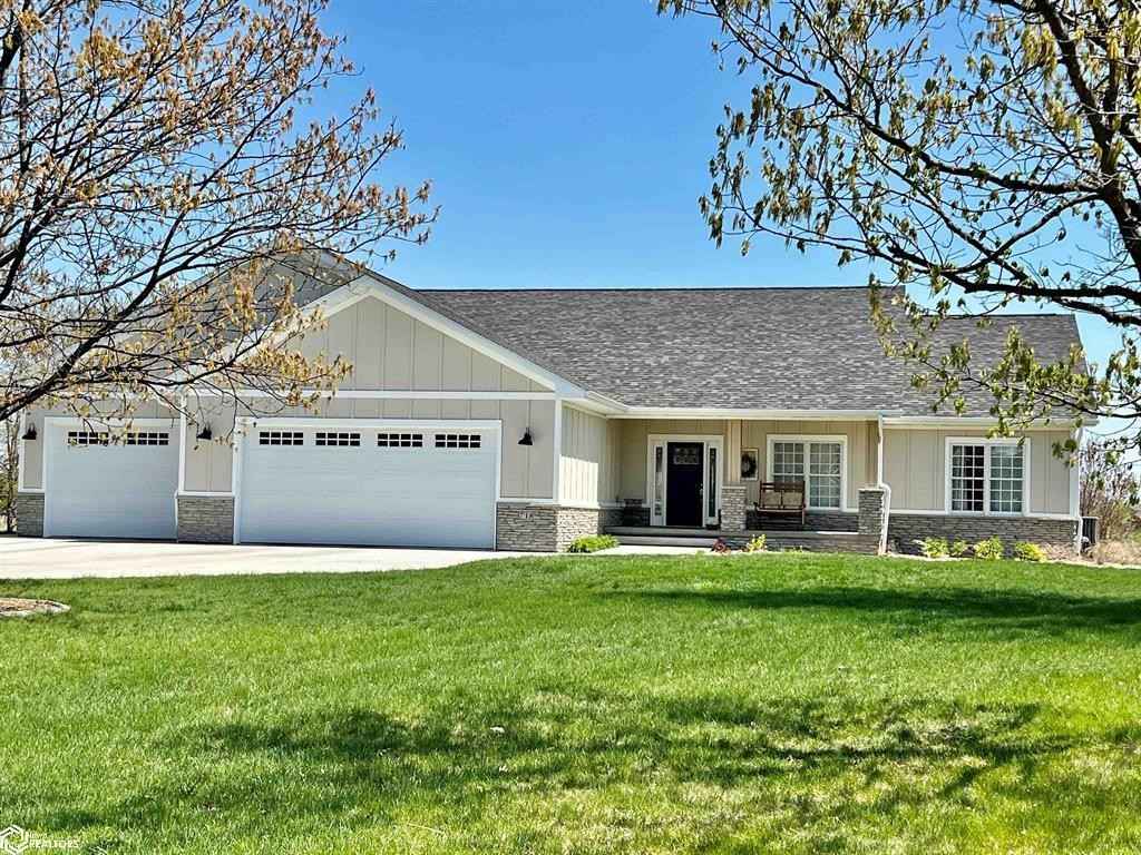 718 Fox Run Dr  