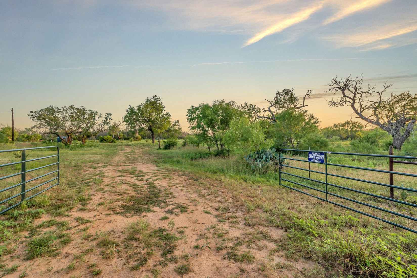 6165 County Rd 2500  